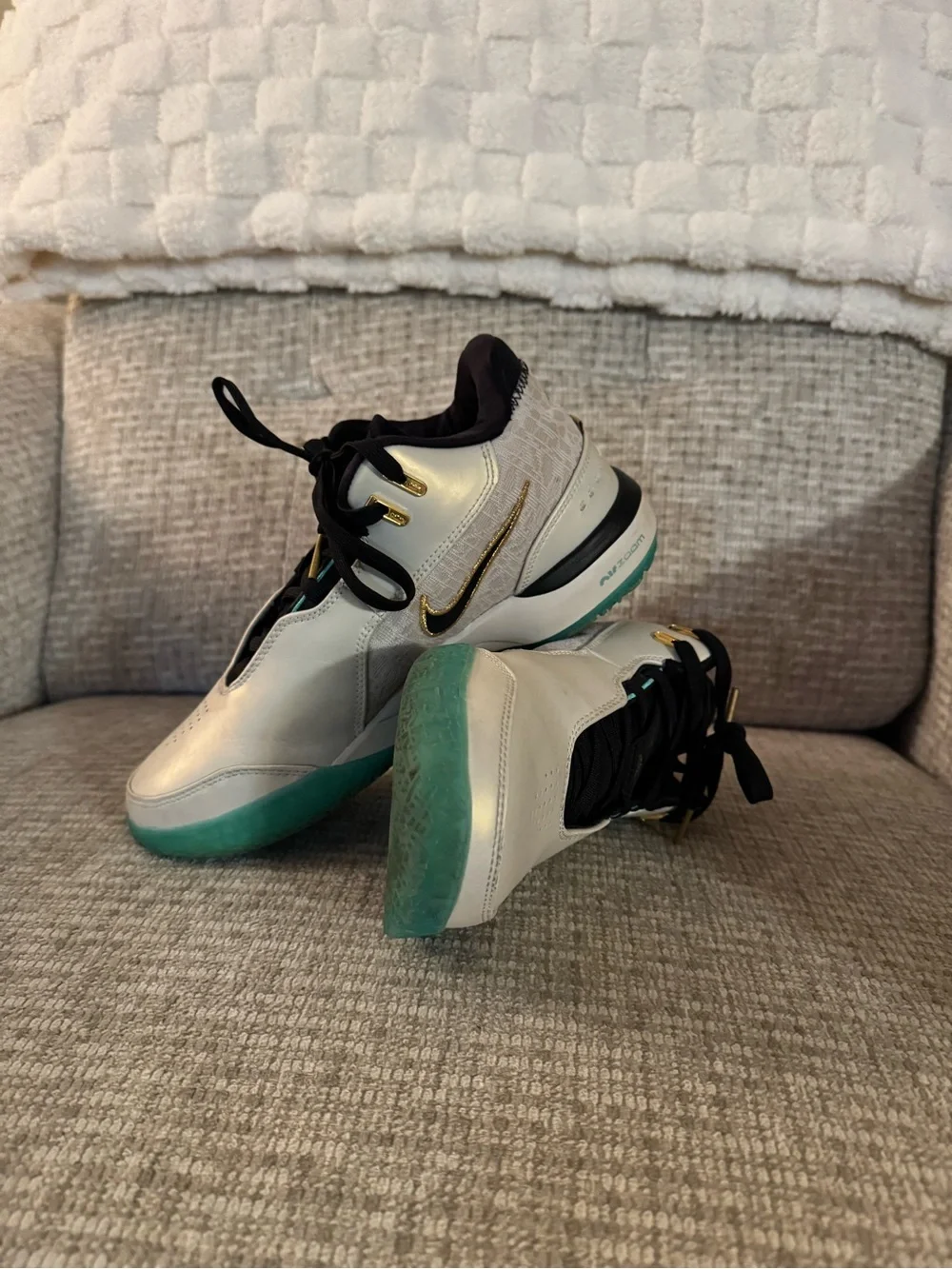 Nike LeBron NXXT, Light Orewood Brown/Washed Teal, Black, Gold Basketball Shoes